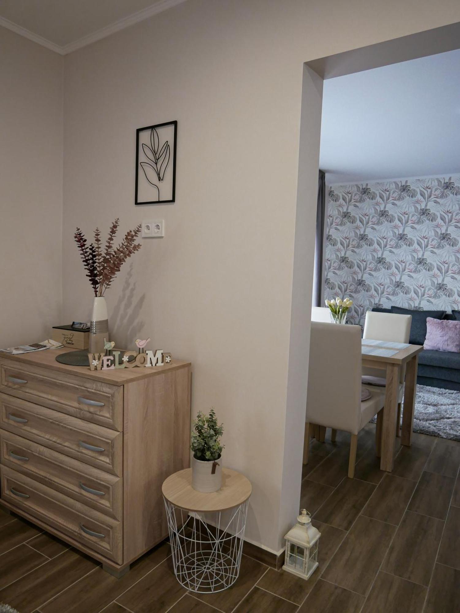 Varfal Apartman Eger Chambre photo