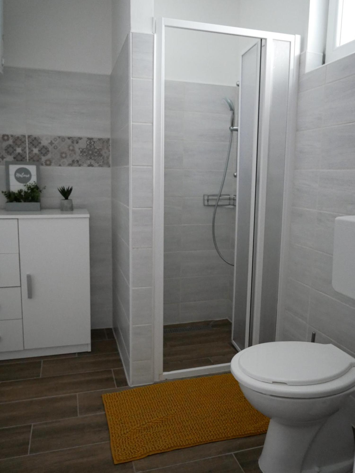 Varfal Apartman Eger Chambre photo