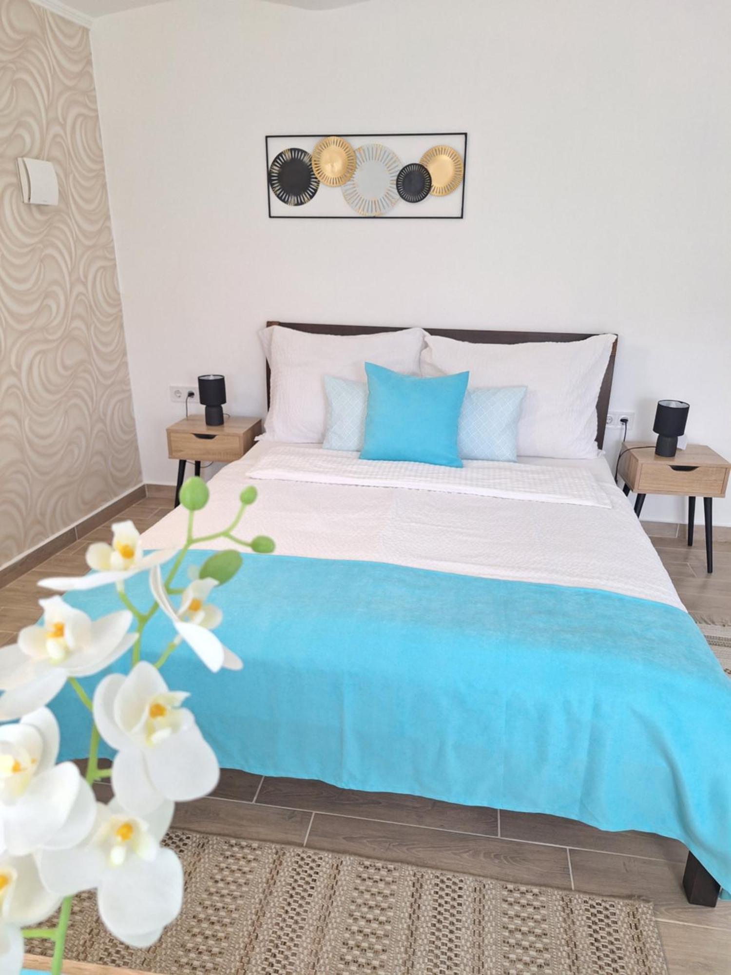 Varfal Apartman Eger Extérieur photo