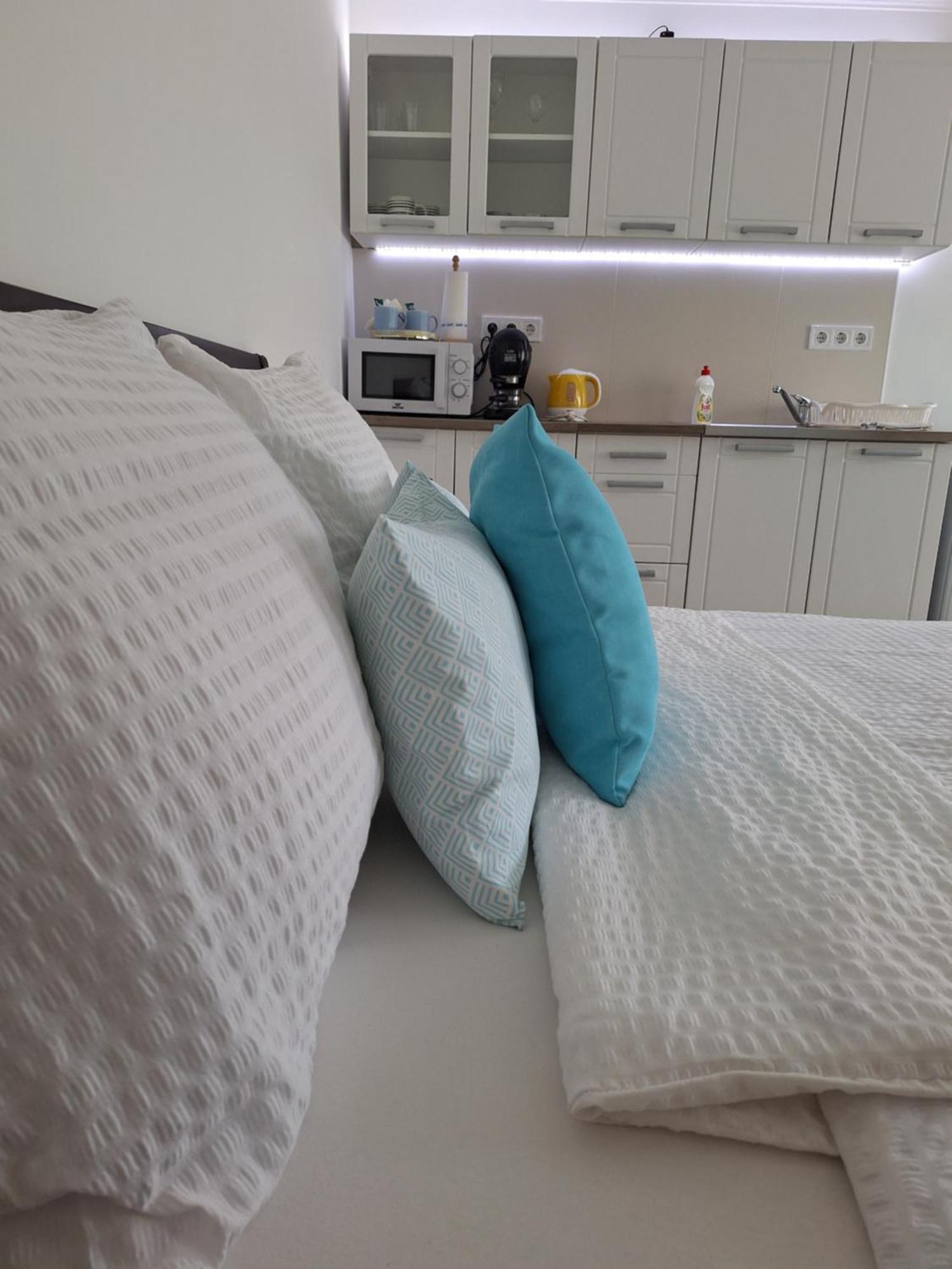 Varfal Apartman Eger Extérieur photo
